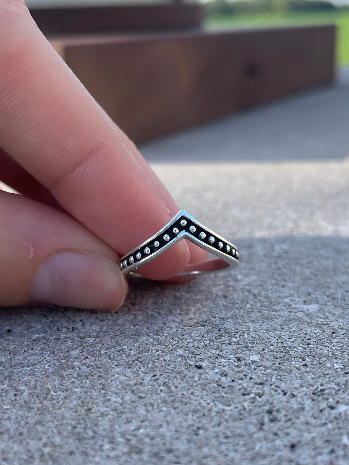 Dot Bead Sterling Silver V-Ring